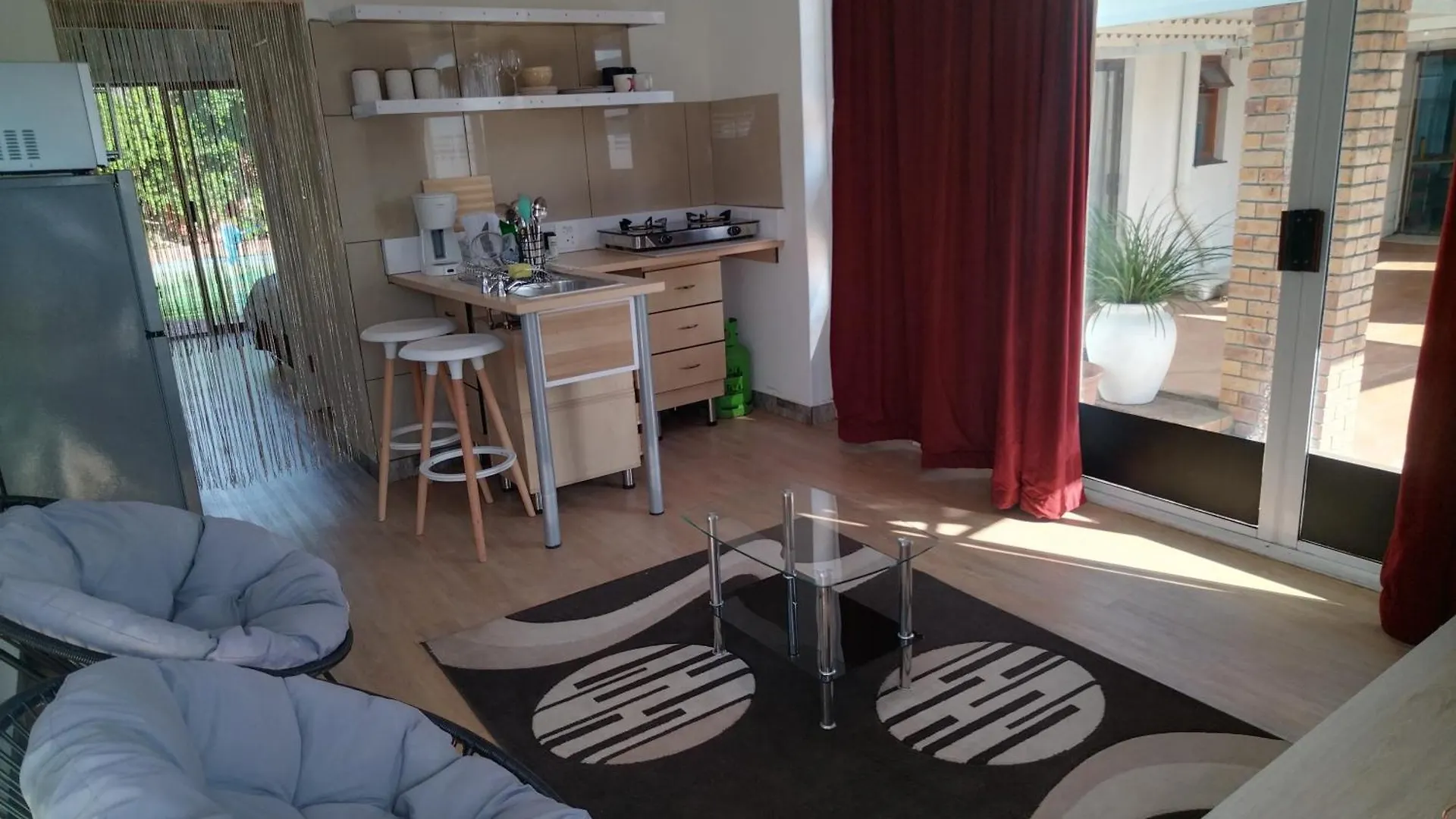 Anne Barnard Way Nest Apartment Edgemead