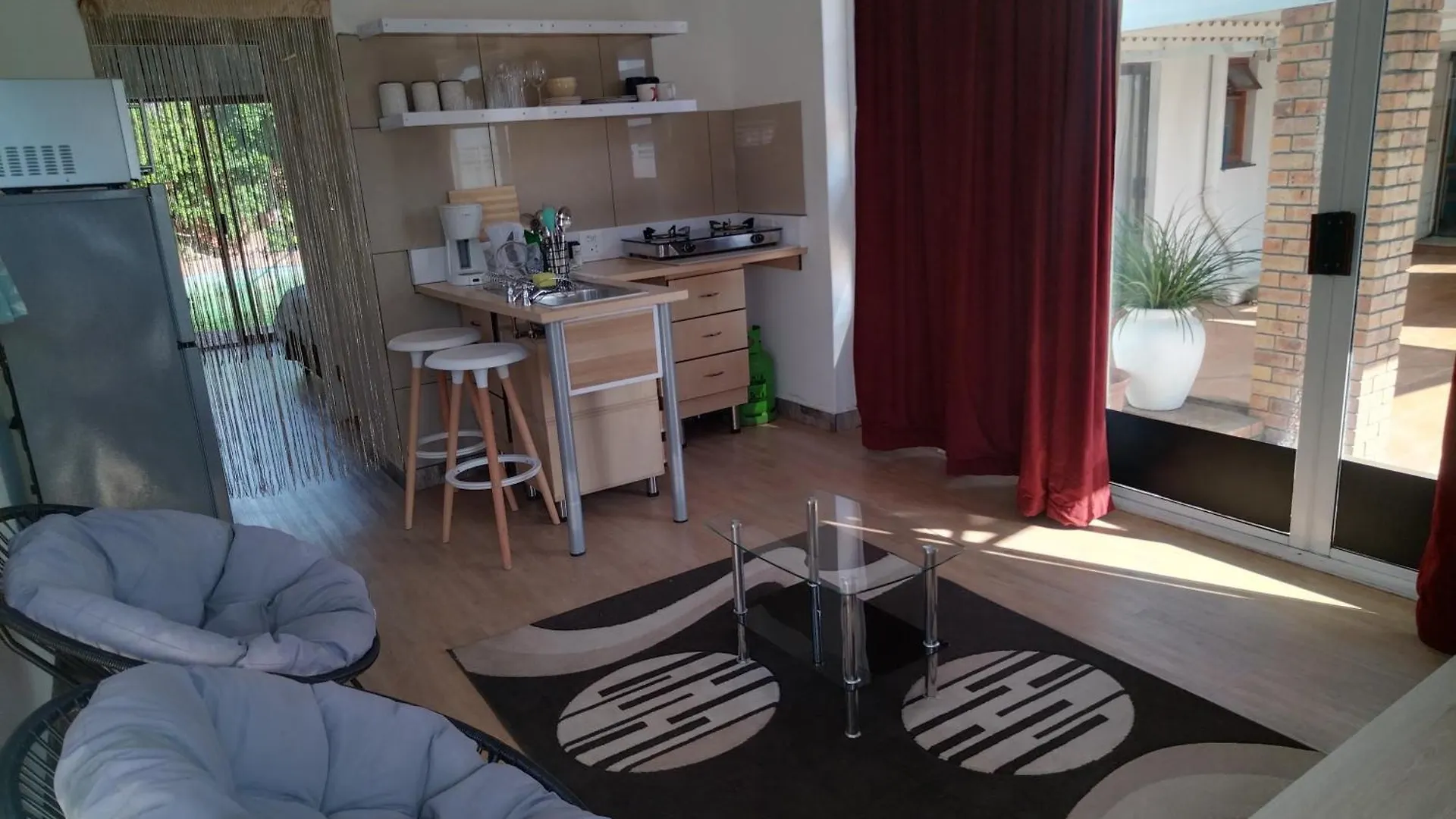Anne Barnard Way Nest Apartment Edgemead