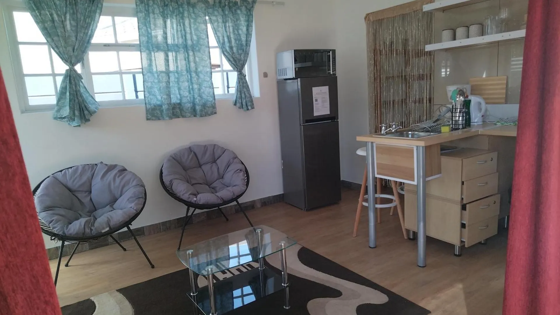 Anne Barnard Way Nest Apartment Edgemead 0*,  South Africa